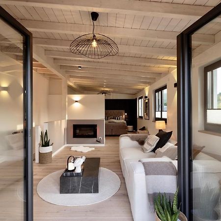 Loft19 Neu Design Luxus Maisonette Balkon Fuer 2 Personen トラーベン・トラールバッハ エクステリア 写真