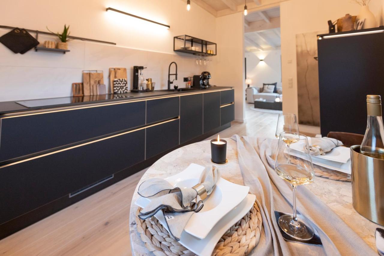 Loft19 Neu Design Luxus Maisonette Balkon Fuer 2 Personen トラーベン・トラールバッハ エクステリア 写真